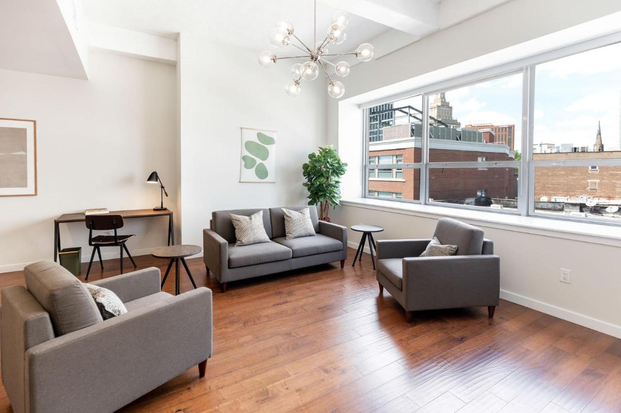 Kislak 402 Spacious 1Br Retreat Above The City Newark Bagian luar foto